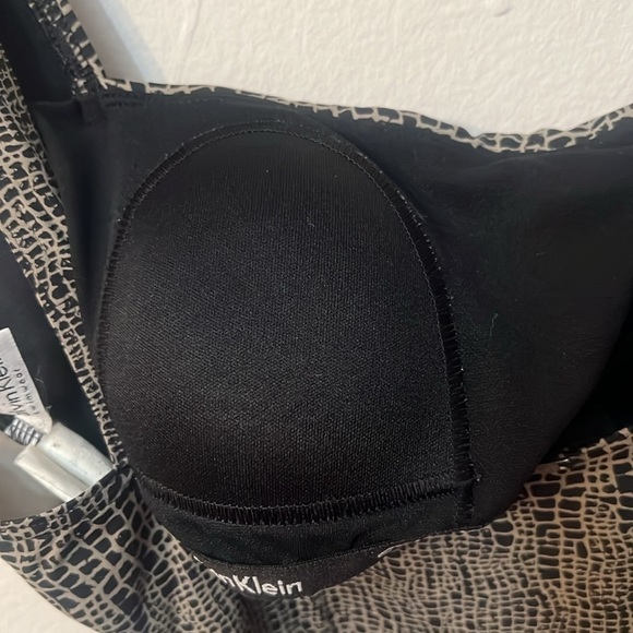 Calvin Klein swimwear animal print size 8 - Picture 9 of 10